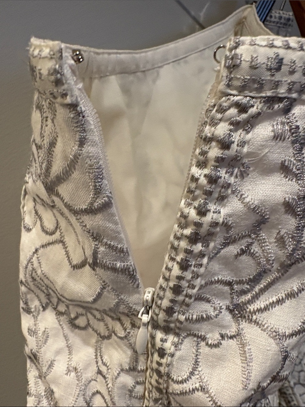 Nygard Collection Y2K Embroidered A-Line Skirt in Light Gray and Cream - Picture 3 of 7